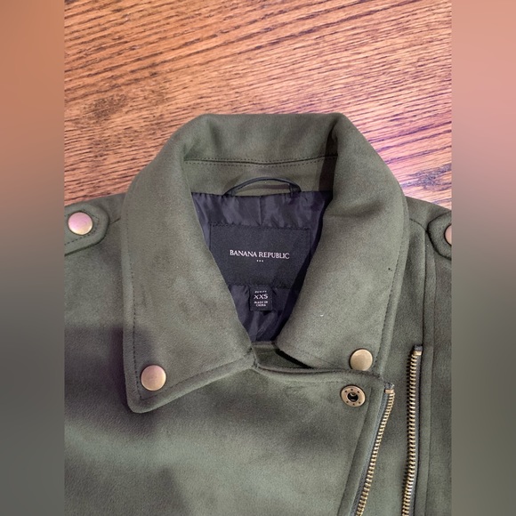 Jacket - Picture 2 of 4